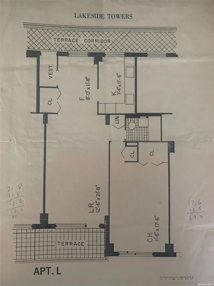 Luxury building. 1Br apt in excellent condition. Southern exposure facing Oakland Lake. Extra-large LR/DR. A lot of closet space. 24-hour security, laundry room, pool, Gym, and all utilities included. Close to LIRR, city local and express buses, and major parkways.