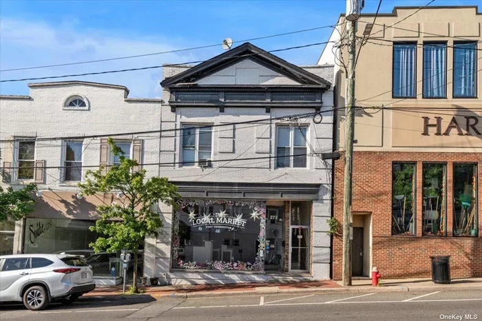 Prime Retail/Showroom in the Heart of Port Washington on Main Street. This space was recently renovated .  2000 Sq Ft on Main Floor with a 600 Sq Ft Basement. Near All Transportation and Shopping.