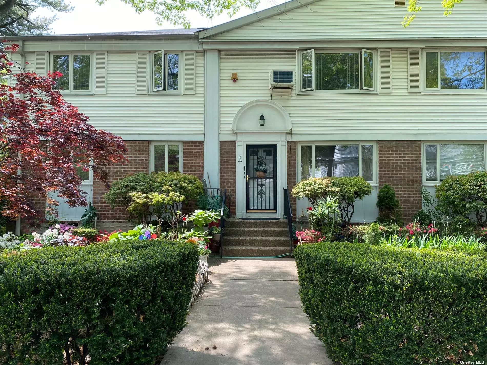 Bay Terrace Gardens 3 Bedrooms 2 Bath Corner First floor unit,  Base Maintenance is $1, 116.97. Total Maintenance Of $1, 157.97 Includes 2 Air Conditioners, Dishwasher, Gas & Electric. .Taxes are also included in the maintenance Close To Bay Terrace Shopping Center, Library, Elementary / Middle School, Fort Totten, Little Bay Park, Express Bus, Local Bus. Washer and dryer can be installed in apartment with proper permits (additional fee)