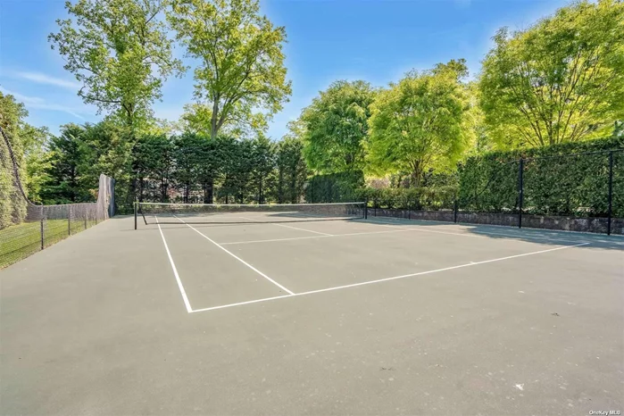 Private tennis court - Why Not Be on a Permanent Vacation!