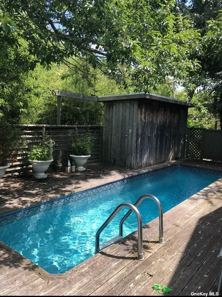 Fabulous Pool House - Home offers Den, 3 bedrooms, 2.5 bathrooms with open floor concept that leads to the outside deck with shower where you can enjoy lounging poolside or BBQing in the evening. Home Also allows access to a Private Beach and only 6 homes from the Ocean!