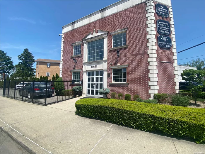 This office space is located in a prime location along the Cross Island Pkwy in Whitestone Queens. Move your business to this well maintained building with an elevator and central heating/cooling system. It is equipped with a private bathroom and a storage/auxiliary room which can be used as a private office as well. Parking is available in the limited lot. No assigned spots. Featured Commercial Lease/Rentals