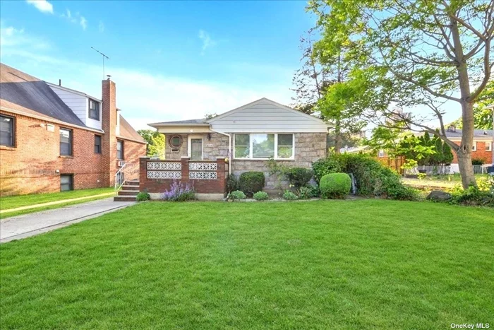 Detached All Brick Ranch Of Fresh Meadows/Flushing Location . Spacious Living Room And Formal Dining Room, Mod EIK, 3 Bedrooms, 2 Baths + Finished Basement With High Ceiling & Sep/Ent. Great Opportunity For Build Your Dream Mansion With 6000 Sqft Lot. . Location!!!Location!!!Location!!! Make This Unique property Your Dream Home.