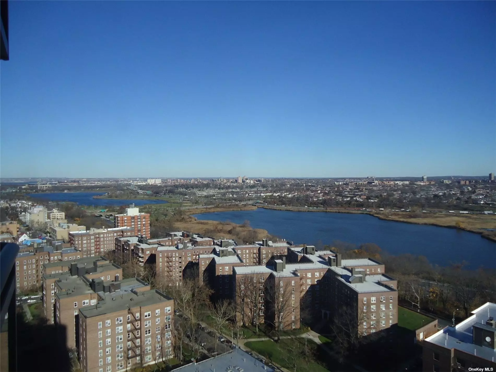 SPECTACULAR VIEWS from EXTRA LARGE private balcony. One bedroom features 1.5 baths, in unit washer and dryer, dishwasher, microwave, hardwood floors and fabulous closets! Great bones! The Pinnacle Forest Hills premiere condominium, amenities include a 12, 500 sq. ft. health club, 60 ft salt water pool, sauna, steam room, whirlpool, locker room, showers, and sundeck. Exercise classes include yoga, pilates & more. Billiards room, game room, 24 hr. Concierge and doorman service. Banquet room and conference room. Only 25 minutes via E & F train to Midtown or via the LIRR in 16 minutes! Valet parking available. Enjoy concerts at Forest Hills Stadium, a farmer&rsquo;s market at Forest Hills .Tons of natural light and beautiful open views. Enjoy all of the features this luxurious lifestyle and Forest Hills has to offer! May be delivered with Tenant in place.