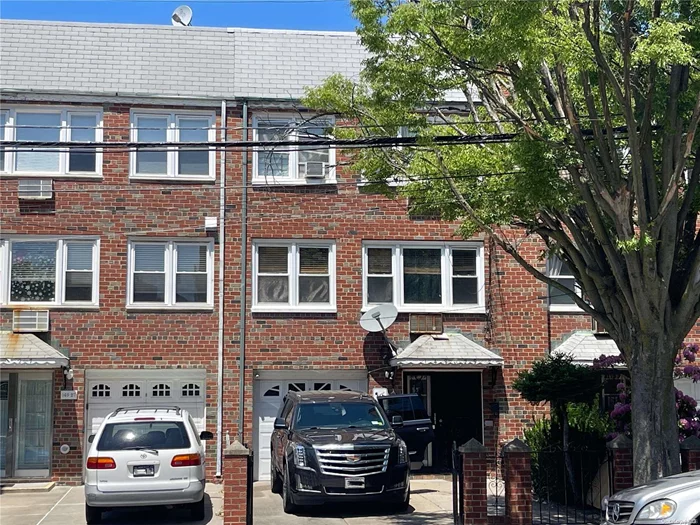 Location ! Location ! Stunning brick 2 family house in heart of flushing, very well maintained, rare found opportunity ., Additional information: Appearance:Excellent