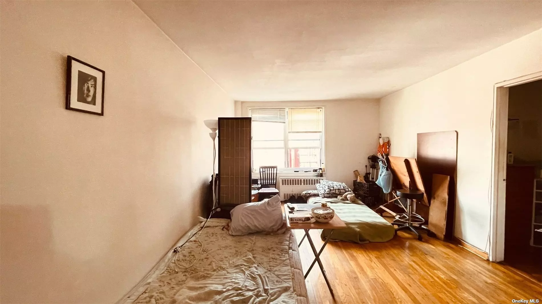 Location & Convenience!! Spacious and Well-Maintained Studio in the Heart of Flushing. Live-in Super, 16 Hours Doorman, . Oak Hardwood Floor Throughout. This is A Bright Co-op. One Block to 7 train subway & Bus Lines, LIRR and Buses. As Well As Malls, Shops, Restaurants, and More.. !!