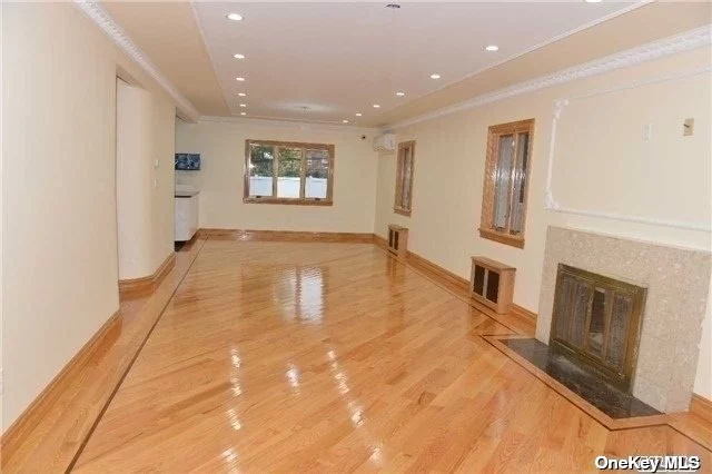 This Beautifully Fully Renovated Colonial Home Which Resides In The Most Desirable Tree-Lined Block Of Fresh Meadows. A Foyer Includes Custom Made Coat Closets, Hardwood Floors, Exquisite Molding, And Recessed Lighting Throughout. A Spacious Living Room Space With A Fireplace And Dining Room Overlooks Into Custom Made Kitchen, With Granite Counter, 5 Bed, 4 Full Bath.