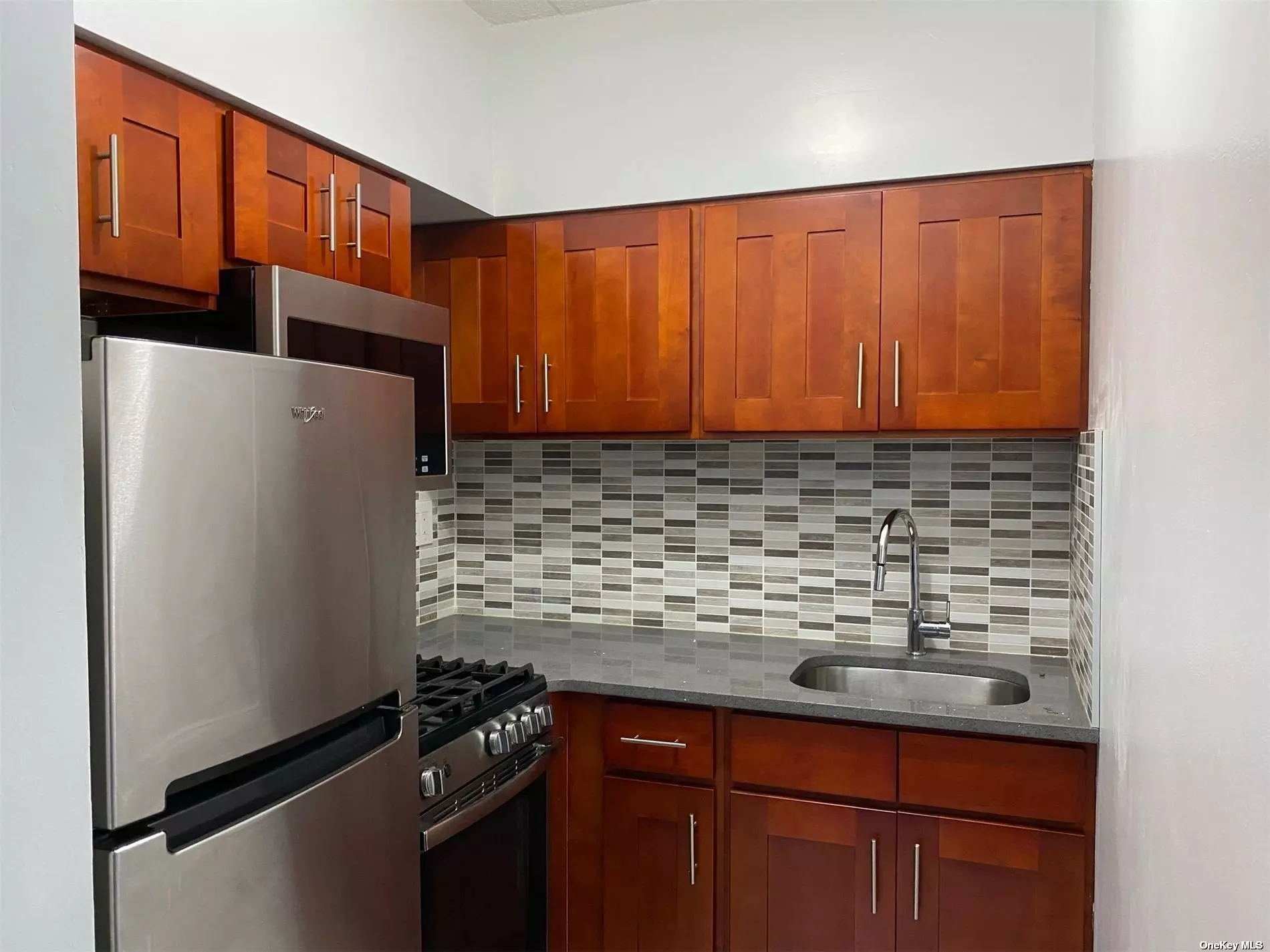 Very attractively priced. Don&rsquo;t miss it. Excellent location. Minutes walk in distance to the 7 train, LIRR, shops, banks, and medical facilities in downtown Flushing. Very close to area airports, highways, bridges and sports venues. Quiet block. Low common charge and property tax. Renovated studio condo unit. Great for investment or private use. Washer in unit. All info deemed reliable but not guaranteed. Verify on own before purchase.