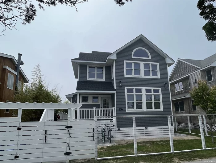 Newly renovated home that has been stylishly decorated. Boasts an open concept floor plan which includes island seating, stainless steel appliances, all new beds and bedding. Large private deck with brand new outdoor kitchen and state of the art outdoor shower.