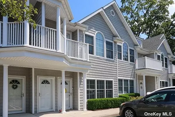 Introducing a captivating condo in Bethpage, New York, perfect for first time homebuyers or downsizers. This unit features a bright open floor plan, two ground level bedrooms and high ceilings with wood floors throughout. The updated kitchen boasts stainless steel appliances and granite countertops, while new shutters and a washer/dryer add convenience. Located just 11 minutes from Farmingdale State College and one hour drive to NYC, this move-in ready condo is also surrounded by shopping centers, state parks, museums, and a nature preserve. This unit also comes with 2 assigned parking spaces. Don&rsquo;t wait, seize this incredible opportunity now!