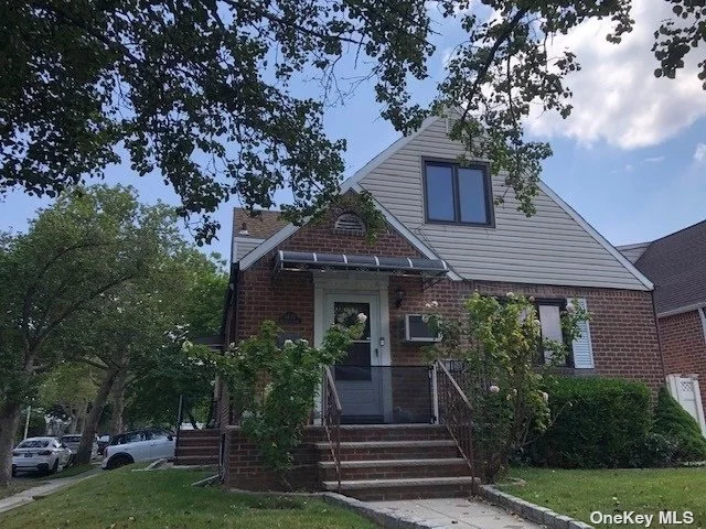 Newly renovated 2nd floor, 1 br apt. All rooms have window. Beautiful quiet tree lined block. Sunny and Bright. Near highway and buses (Q26 AND Q27) Easy street parking. All utilities included except elecric. Tenant pay electric. Ready to move in now.