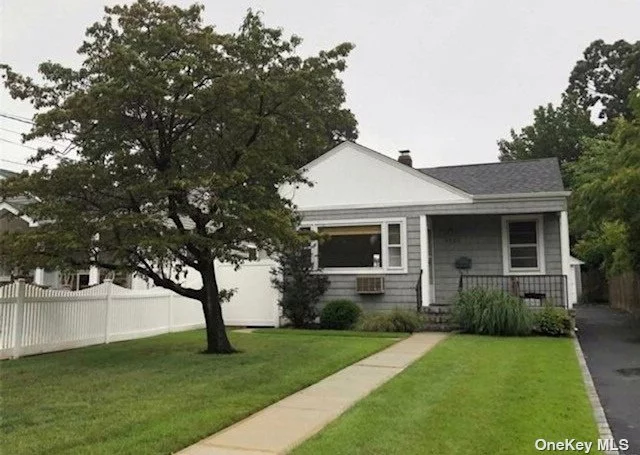 Move right in! Sundrenched 2 Bedroom, 1 Bath Private Home with Hardwood Floors throughout, Seaford SD #6, Enjoy Private Backyard and Driveway, Gas, Electric & Water Paid by Tenant, Landlord covers landscaping and Snow removal.