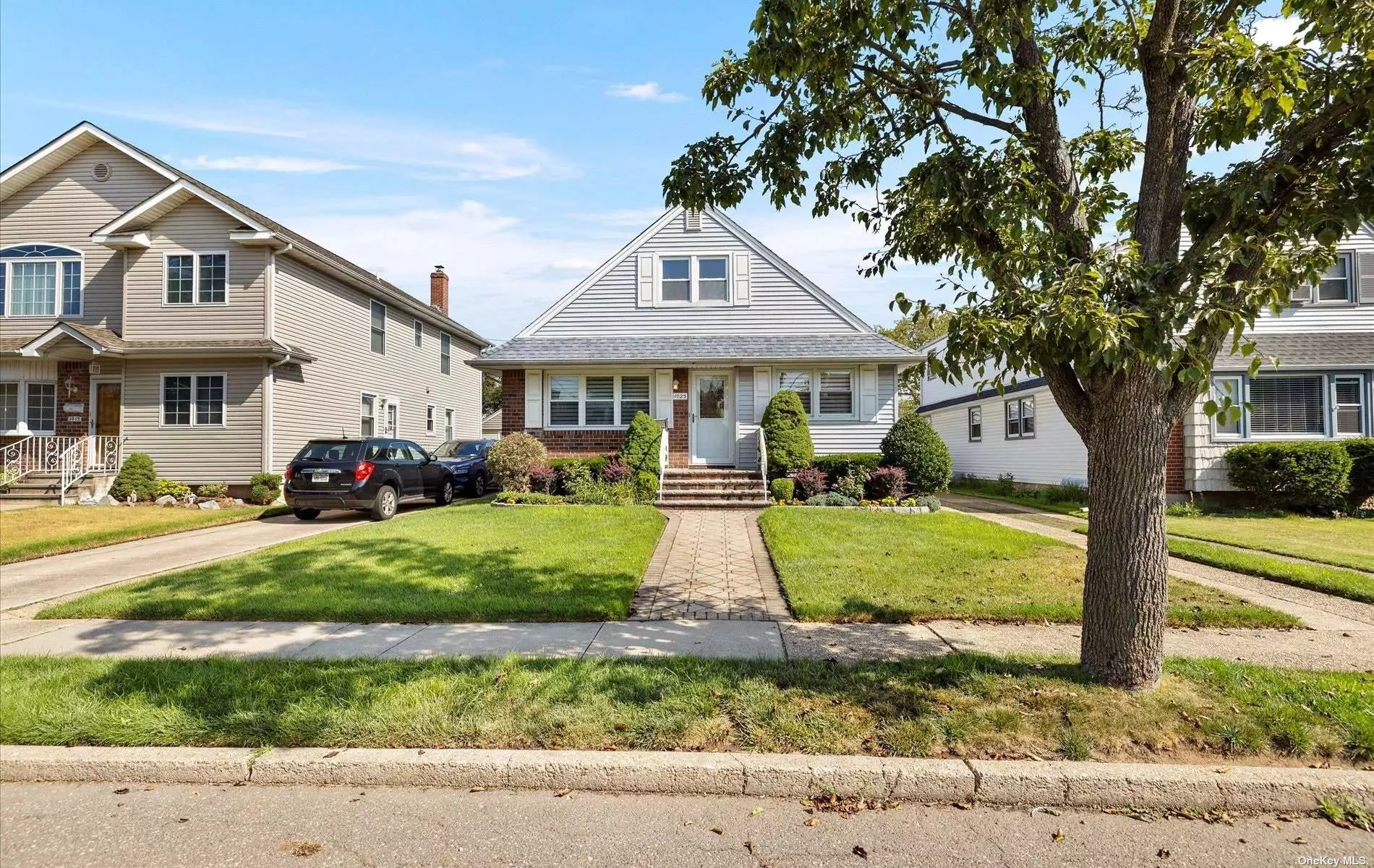 This impeccable Cape features 5 bedrooms, 3 baths, Eat-in-Kitchen, FDR, gleaming hardwood floors, full finished basement w/recreation room, 1644 interior sq ft. close to transportation, shopping, schools and houses of worship.