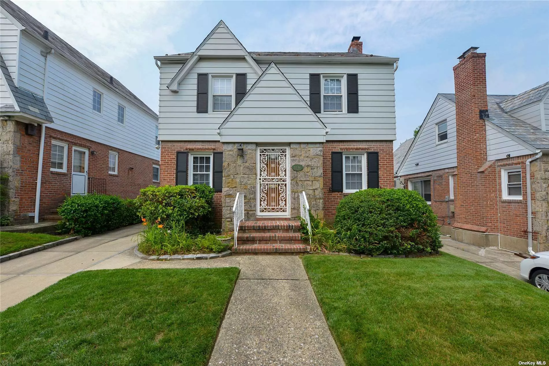 Just arrived- bright, spacious, and well maintained detached colonial on a great block in prime Bayside Hills. This 3 bedroom, 2 full bath has been wall maintained by long time family and ready to be customized to your liking. Convenient to Bell Blvd., Bayside LIRR, buses and easy access to LIE. SD 26. Priced to sell- won&rsquo;t last!