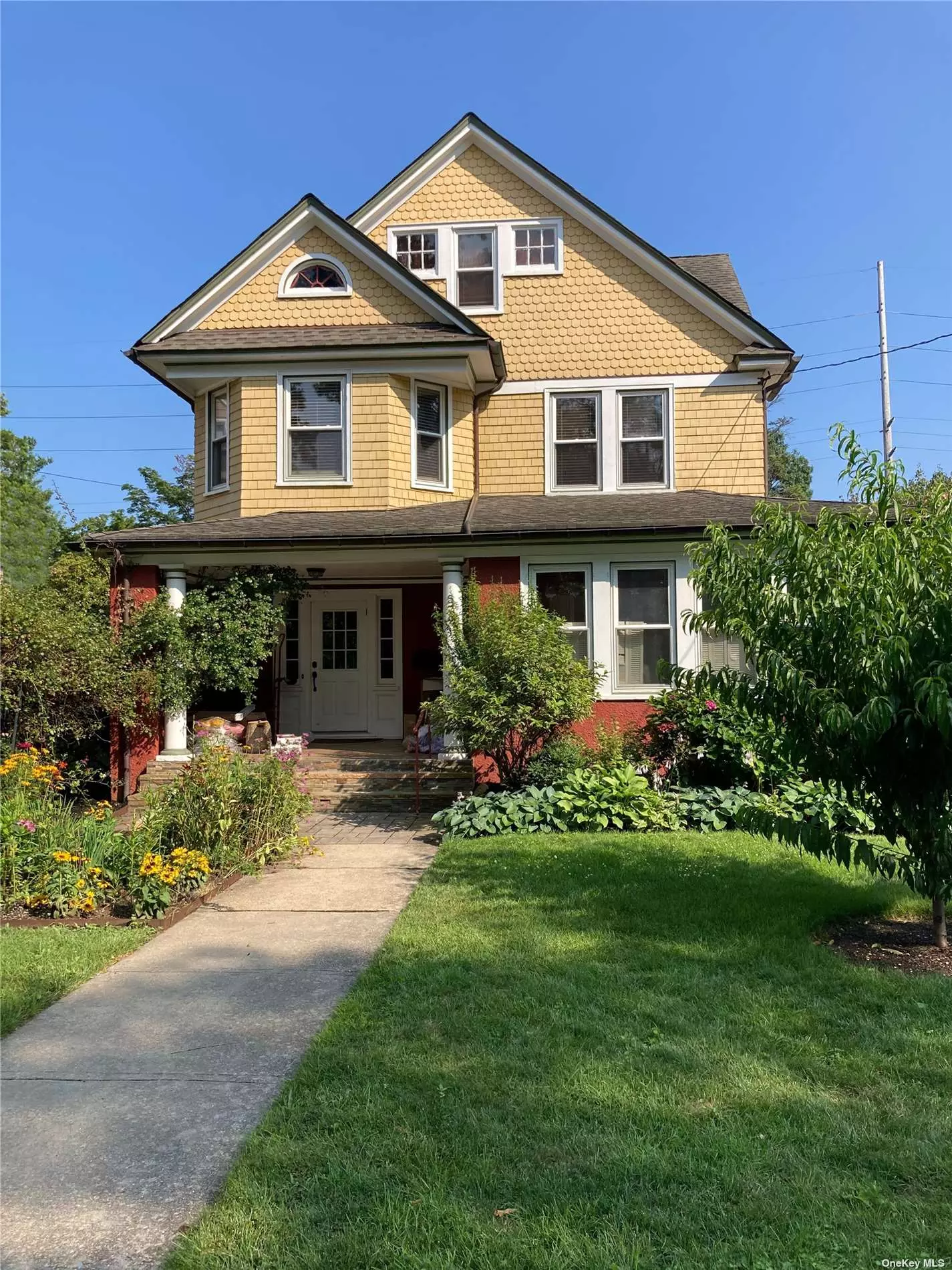 Charming and spacious 5 bed, 2.5 bath with central a/c and sparkling in ground pool on quiet street in the heart of Cedarhurst on one of the most prestigious blocks in town. Close to park, restaurants, shopping, worship and public transportation. 50&rsquo;x175&rsquo; lot, long driveway and low taxes. NOT FLOOD ZONE -
