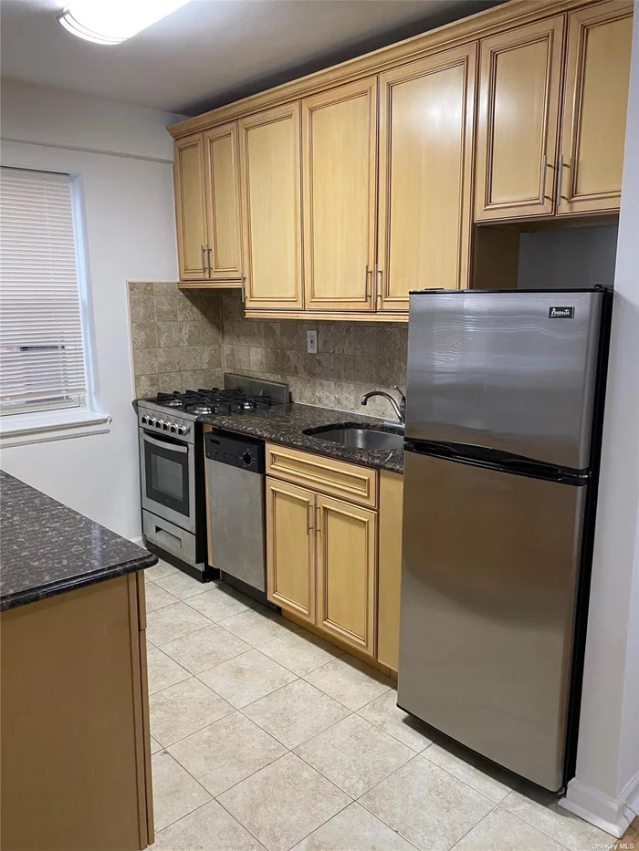 2 Bedroom, 1 Bath Apartment In Ideally Located Garden Apartment Complex. Gorgeous Kitchen With Granite Counter & New Cabinets. Polished Hardwood Floors Through Out. Updated Bath W/Window. South Schools. 1 Parking Spot Incl. Apartment On Quiet Tree-Lined Street, With Top Proximity To Lirr, Shopping, Town. One Pet Allowed (Landlord Approval Required For Small Dog).