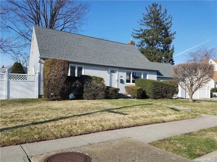 Fabulous Whole House Rental In Syosset Schools!!!! Completely Updated, open floor plan, Central Air. Stainless Steel Appliances. Landlord takes care of landscaping