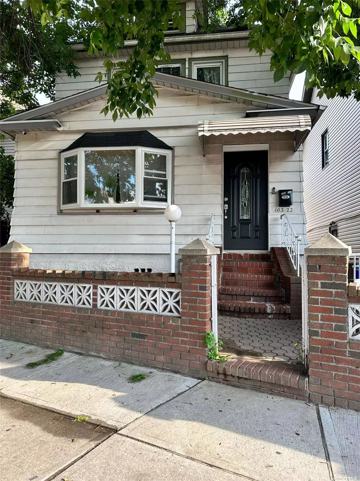 This is a 1 family house on a lot of R-6B/C2-3 Zoning, Finished basement, can build a structure of 4 levels mixed-use commercial building. Next door, corner lots is a 2 family house with the same zoning for sale too. Minutes away from nearby eateries, Skyview mall, Citi field, and Flushing (bus Q19). Close to the Grand Central Parkway, and minutes away from the LaGuardia Airport. Don&rsquo;t miss out on this great investment opportunity.