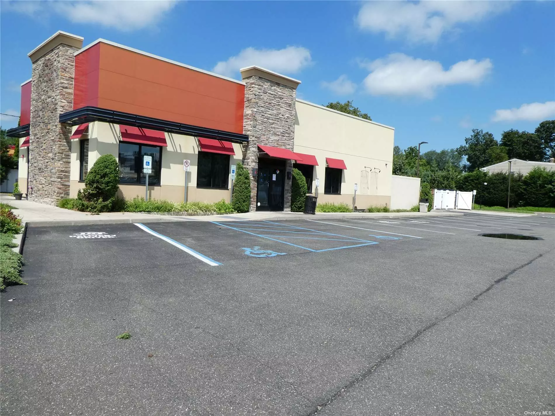 Welcome to an exceptional opportunity for a fast food franchise in a prime location. This high visibility property offers everything a thriving fast food business needs, including a drive-through, 30+ parking spaces, and a hassle-free triple-net lease-8 yr old building.