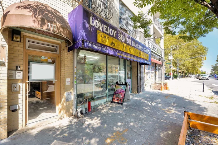 We are excited to announce an incredible investment opportunity in Williamsburg! A 6 family house with a store front is now available for sale. This well-maintained 4 floors building built in 2004 boasts a prime location, surrounded by shops and close to transportation. The property is currently tenanted, providing an immediate return on investment. Don&rsquo;t miss out on this chance to own a valuable piece of real estate in one of Brooklyn&rsquo;s most sought-after neighborhoods. Close to G, L, M trains and busses. Near from a lot stores, restaurants and Moore Street Retail Market, near from everything. Motivated Seller, Let&rsquo;s Negotiate!, Additional information: Appearance:Good, Building Size:5532