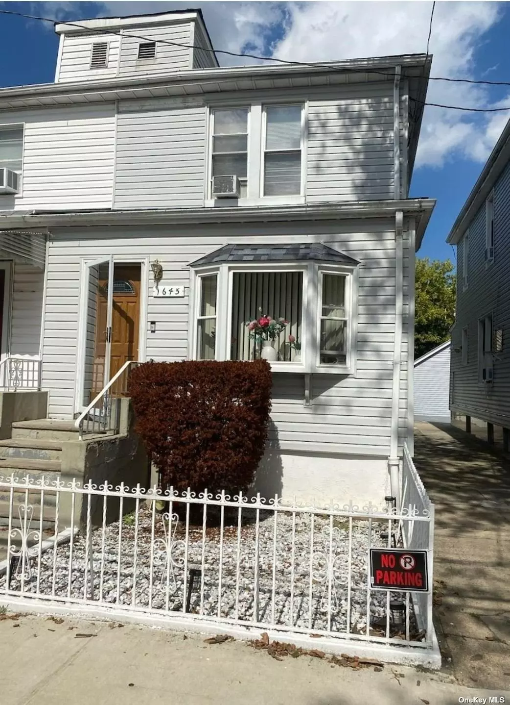 Welcome to your new home!!! This beautiful semi detached 1 family is located in Canarsie, Brooklyn. 3 bedrooms & 2 bathroom home. Livingroom, dining room, spacious finished basement & driveway. Close to transportation, walking distance from huge park. Solar Panels already installed MOTIVATED seller Open to all offers!