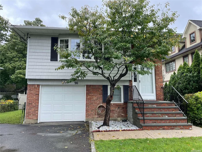 Lovely 3 bedroom split with living/dining room, EIK and and full bath on top floor. Lower level has large den with full bath. Shared laundry. Use of yard.