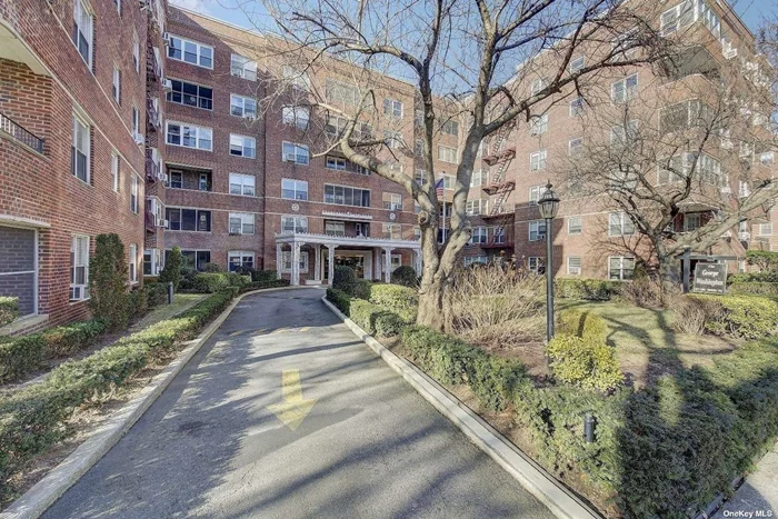 Beautifully renovated one bedroom apartment in move in condition-Apartment located on the basement level with a private side entrance-Gorge Washington is a 24 hour doorman building with storage, gym and valet parking (short w/l)-Near transportation and shopping-Short walk to subway, lirr, Forest Hills Tennis Center and Austin Street bars and restaurants