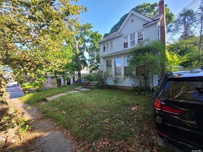 Rare Great Neck Deal with Tremendous Upside Potential  Detached Colonial in Great Neck South, 38x100, Basement, Attic, Needs TLC Currently set up as 3Br-1.5Bath, large basement, finished porch room, sizeable backyard with garage The property is on a beautiful block and is surrounded by multiple gorgeous houses Steps to Northern Blvd, parks, and top-ranked schools Can be rehabbed and enjoyed for private owner, can be rented, or flipped for profit! Will not last.