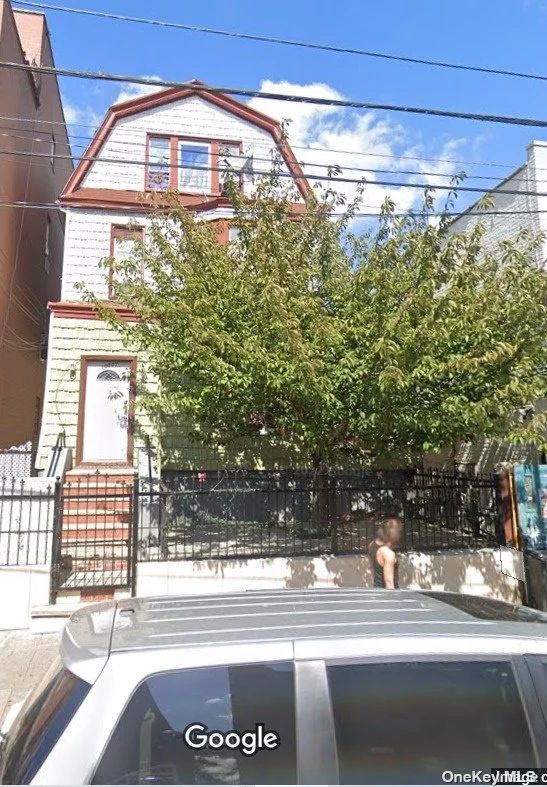 3 family house in the heart of corona, unit can be vacant but must be an offer close to asking. 3 floors plus basement.--in commercial district. could be converted into mix-use property. building size is 20X50. zoning R6B, C1-4.