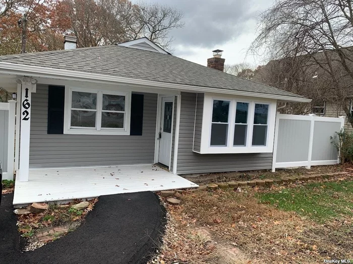 Welcome to this beautifully updated ranch house updated in 2020! It consist of 3 bedrooms, full bath, kitchen, living room, Central A/C. Also includes Propane Gas Stove with a huge back yard & Deck. A private driveway that can fit up to 3 cars!