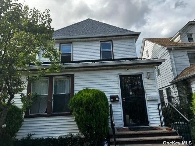 2nd floor apartment in private house. Large eat in kitchen with large pantry. 2 bedrooms on second floor and 1 bedroom on third floor. Carpeting and ceramic tile in kitchen