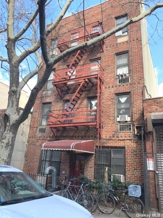 Detached, four-story brick 16 unit walk up .Fully occupied rent stabilized building. building featuring Brand new furnace. 16 studio apartments Located in Carroll Gardens between Hamilton and Clinton Avenue just a few blocks from train, near shopping schools, etc. Great income, low expenses.