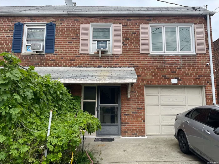 Beautiful House 1st floor 2 Large bedrooms living Rm, Dining Rm, Full Bath. New Renovated hardwood floors throughout. Close To PS 129, Park & Q25 bus To flushing.