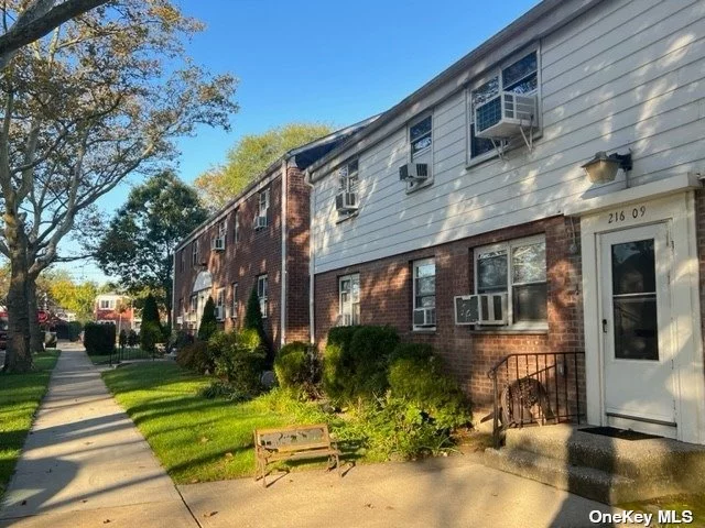 Move in condition UPPER 3 BEDROOMS COOP garden apartment , washer installed . walking distance to Bell Blvd& 73 Ave shopping center . easy transportation . Q88/30, Qm5/8/36 to NYC . school district #26 , Ps46/ms74/Cardozo HS & QCC . no dog , cats ok , no sublet . owner occupied must . 5% of flip tax pay by seller , as low as 10% downpayment allows with Debt to income ratio 30% . easy parking !!! parking sticker $30/monthly .