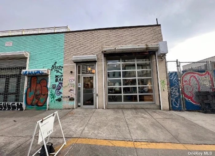 18 Grattan Street is a one story building on a 2, 500 s/ f lot in an opportunity zone. Zoning M1-2, FAR 2 They are contiguous Block 3102 Lots 15, 16, 17 and 21 10, 000 s/ f development site 20, 000 s/f buildable. All information provided is deemed reliable, but is not guaranteed and should be independently verified