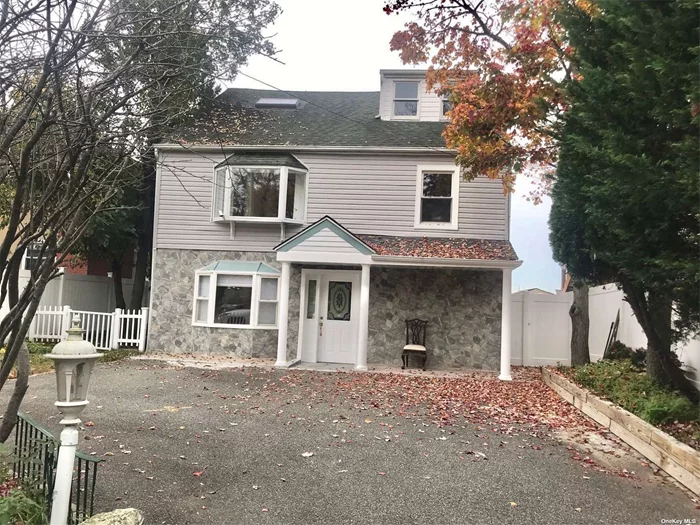 Great investment opportunity in Manhasset Isle. This 2 Family home is situated in a private setting with lovely views. Beach access and mooring with Manhasset Isle civic association membership & dues. Convenient to Public transportation and Shopping... Won&rsquo;t Last.