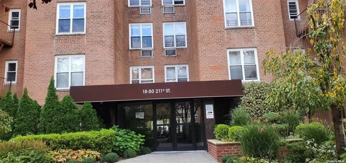 LARGE 3 BEDROOMS, 2 BATHROOMS COOP APARTMENT IN BAYSIDE. THE BUILDING OFFERS A NEWLY RENOVATED LOBBY, LOBBY LEVEL LAUNDRY ROOM. UTILITIES INCLUDE IN THE MAINTENANCE. 1 PARKING SPACE CLOSE TO SHOPING CENTERS, EXPRESS BUS TO NYC, CITY BUS TO MAIN STREET, FORT TOTTEN AREA AND PARK. 2 BLOCKS FROM P.S. 169, BUSES Q28, QM2, QM32 AND EXPRESS QM20.