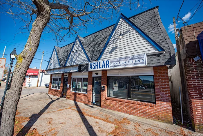 Islip Terrace Office Building Storefront. Approximately 1100 sq ft of Prime Location. All new interior or build to suit. High traffic volume on busy Carleton Ave. Must See!