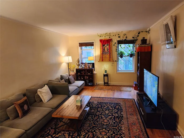 Large, JR4 in a charming pre-war building in beautiful Forest Hills. Spacious, with hardwood floors and high ceilings. nice size bedroom off of the kitchen. P.S. 196 S.D. Selling As-is. Seller at the right price is willing to give a renovation allowance.