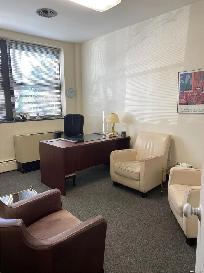 Fantastic opportunity for affordable office space in a great well maintained building conveniently located in the heart of Garden City! This spacious office offers approximately 600 square feet which includes 2 individual offices, a waiting area (which could also be used as office space if needed) and a powder room. Prime main level location. Cleaning service 6 days a week included. Ample parking in the lot. Ideal space for a psychologist, psychiatrist, acupuncturist, etc. Tenant pays own electric.