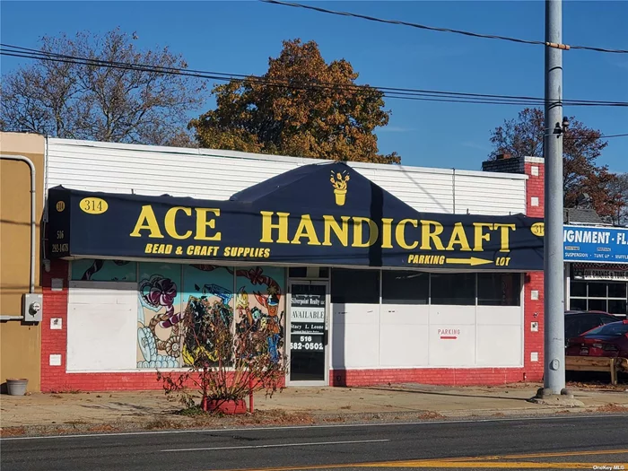 Superb opportunity to establish your business here! Very busy location in the heart of West Hempstead! Centrally located building with great exposure, offering retail use with approximately 2, 500 sq ft., high ceiling with natural sunlight throughout, central air/heat, open floor plan.
