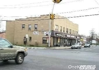 Great space for any type of business. Highly traveled street across from Dunkin donuts. Only vacancy in the center