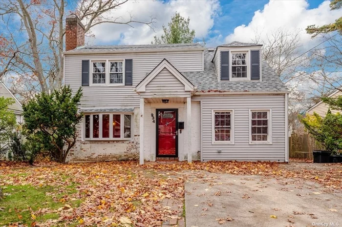 welcome home to this 4 bed 2 bath spacious Turn key colonial ! House was totally gut renovated 2019 NIce basement with tall ceilings and a nice yard