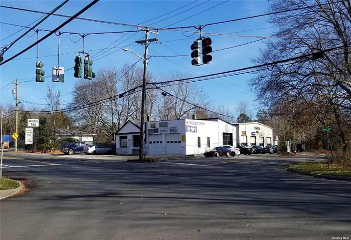 North Fork&rsquo;s premier candidate for redevelopment, featuring prominent visibility at major Main Road intersection regulated by traffic signal. Versatile B General Business zoning permits retail, office, medical, wineries, convenience store, and many other uses.