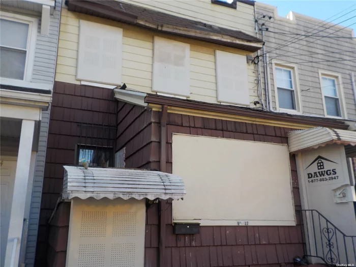 Welcome to this detached frame, 2 story duplex located in the heart of Ozone Park, Queens.