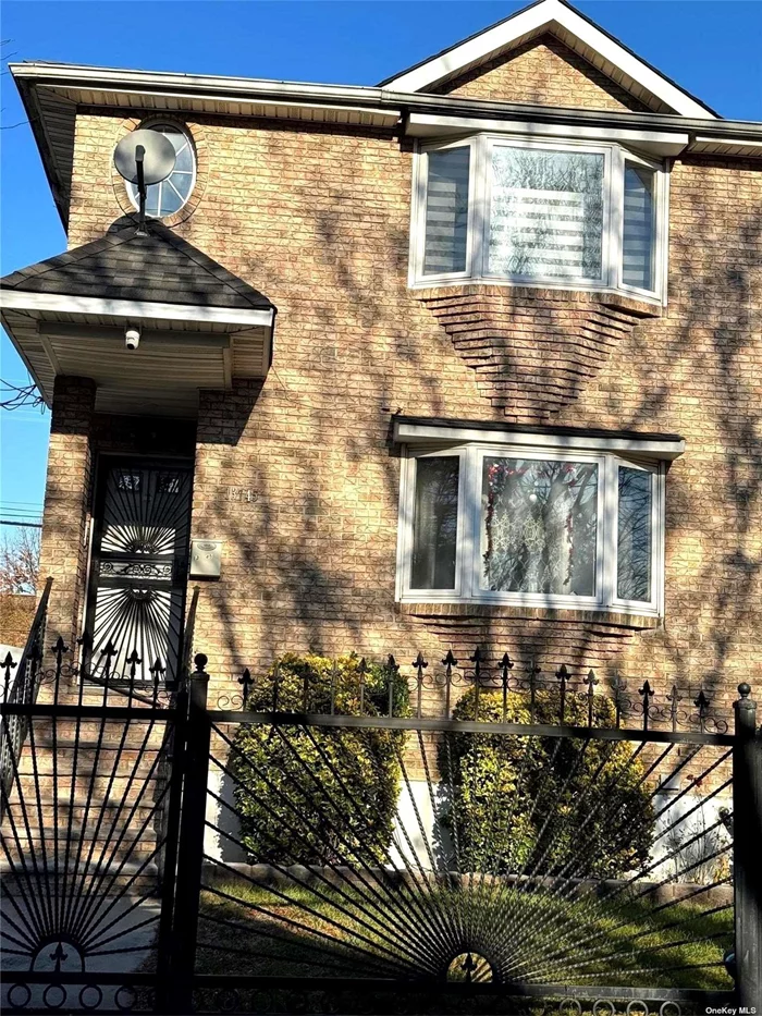 Spacious 2fam, recording studio/office with an extra rm separate from main house with its own ductless heating/AC unit. Main house 10brs (3/3/4) full finished basement, income stream, mortgage covered.