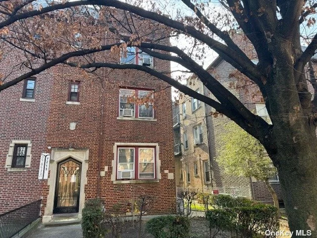 Prime Jackson Heights location. All Brick Box Apartments, Semi Attached... Walk to 74th Street Subway...Close to Shopping, Schools, Travers park, Sunday Farmers Market or walk, jog or bike on 34th Ave... Gas Boiler and Gas Hot Water Tank.. Don&rsquo;t Miss Out!