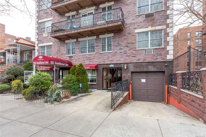 Welcome to this beautiful condo in the prime location of Forest Hills, 1 bedroom unit with open floor plan, nice size kitchen with granite countertops, stainless steel appliances, living room with access to the balcony, huge windows, hardwood floor throughout, conveniently located near restaurants, shopping and transportation,  Common charges only $322.04/ month, LOW TAXES, pets allowed. Dont Miss Out!