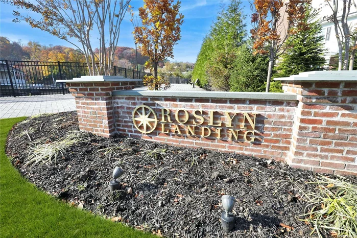 Welcome to Roslyn Landing, the epitome of luxury and modern sophistication in the heart of Roslyn Village. Set on 12 landscaped acres with waterside promenade, this private new construction condo development offers impeccable construction with brand new two- and three-story townhouses, flat over flat units, and single-family residences, all customizable. Boasting generous open floor plans, beautiful moldings, millwork, and spectacular hardwood floors, 10-foot ceilings, designer bespoke kitchens with sleek modern finishes, glamorous master suites with marble spa baths. No detail is left unturned. Community amenities include cutting edge fitness center, private clubhouse, barbeque area, playground, paddle boards, kayaks. One block to town, world class restaurants, fabulous shopping with eclectic boutiques, movie theater, library, duck pond. The best of the north shore&rsquo;s gold coast urban-suburban living.
