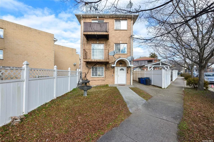 This Beautiful 3 Bedroom Condo is truly a Rare find! Updated & Newly Renovated Featuring: Marble Countertops, Stainless Steel Appliances, 2 FULL bathrooms, Hardwood flooring throughout AND Parking in the rear! In addition, being close to Shopping, Schools, Transportation and Recreation really makes this property an Exquisite GEM!